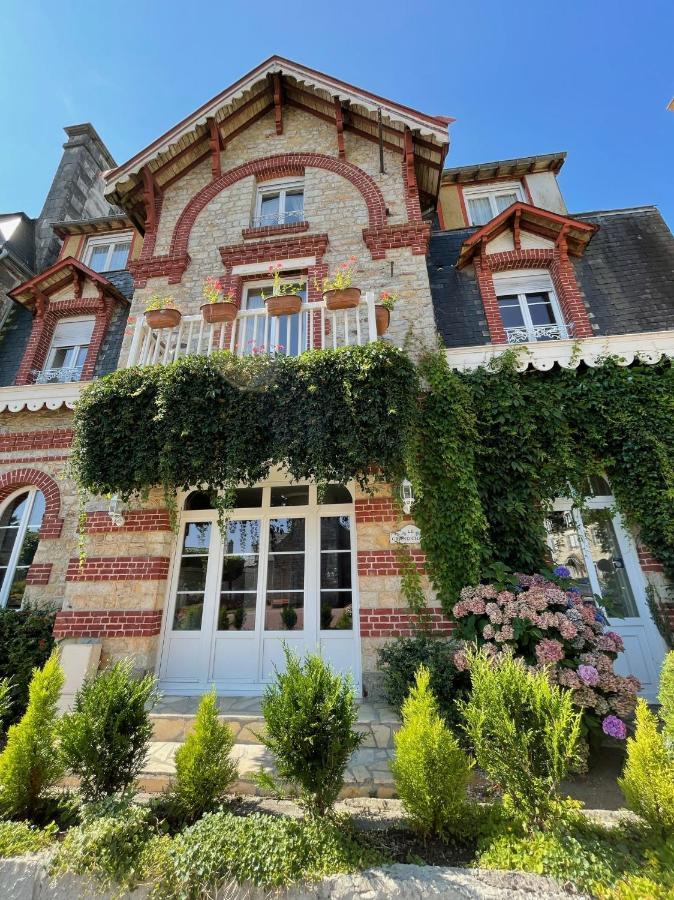 Le Grand Chalet Bagnoles de l'Orne Normandie エクステリア 写真